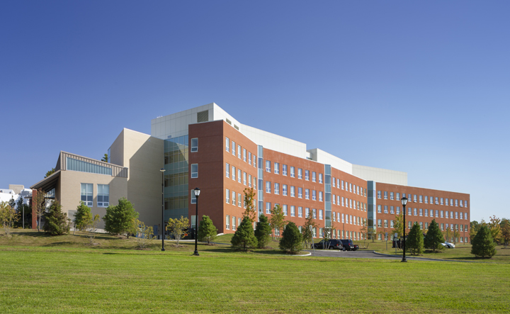 SUNY College At Old Westbury Academic Office Building Severud 