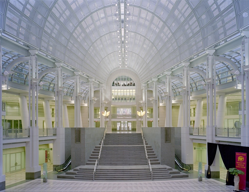 Federal Triangle Interior 2