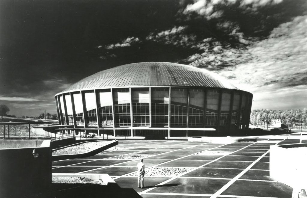 Charlotte Coliseum-exterior